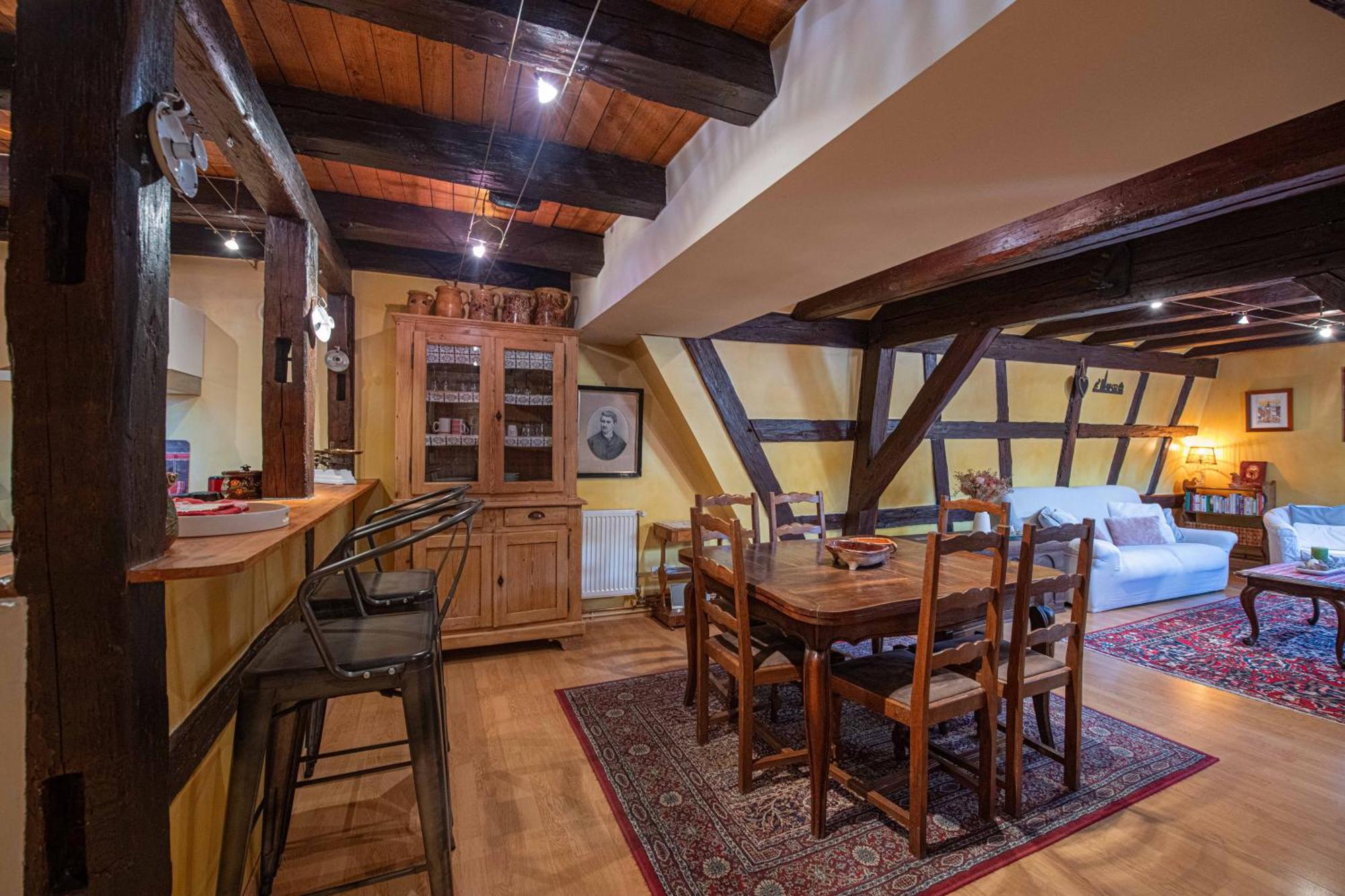 Les Gites Coeur De Vigne Riquewihr Esterno foto