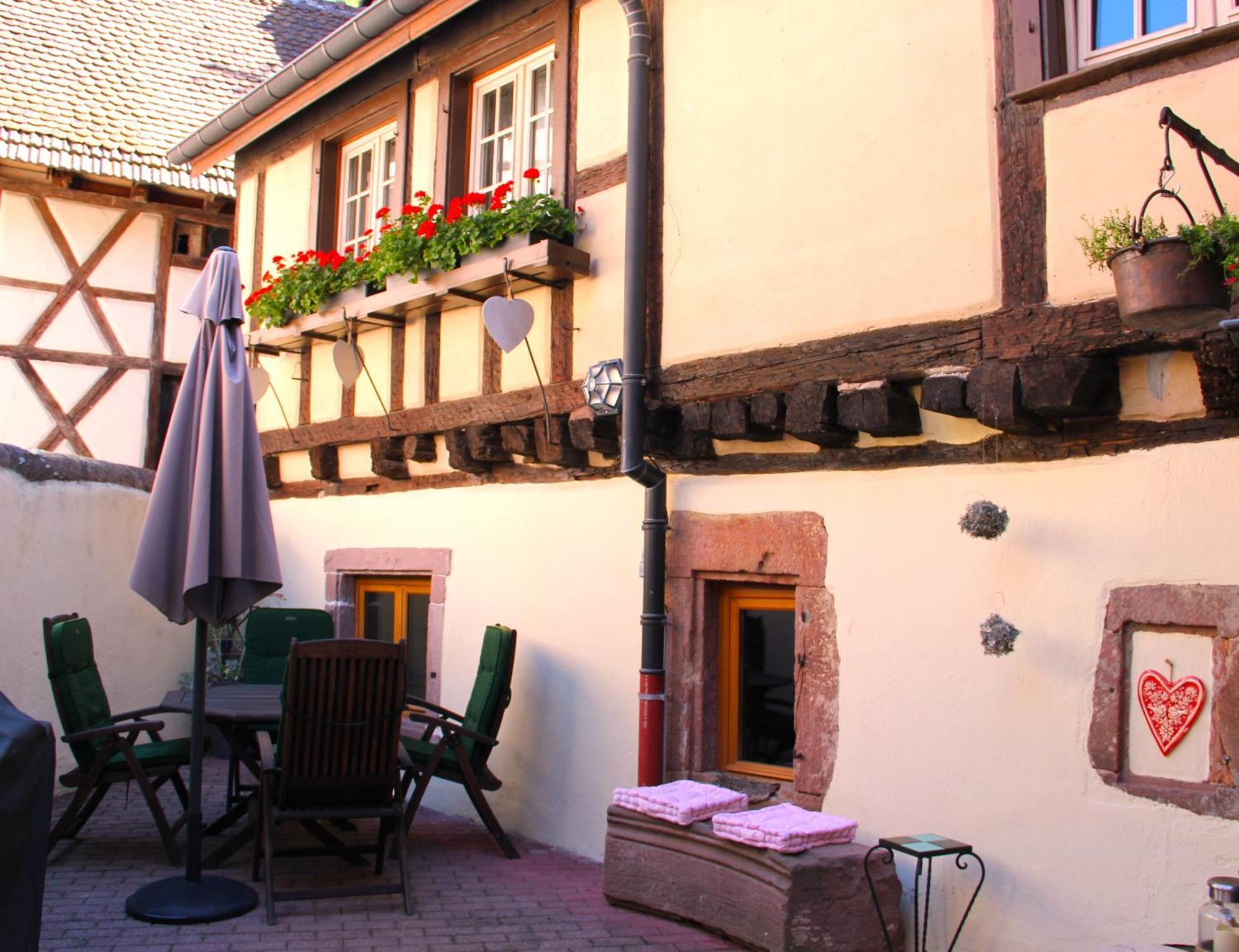 Les Gites Coeur De Vigne Riquewihr Esterno foto