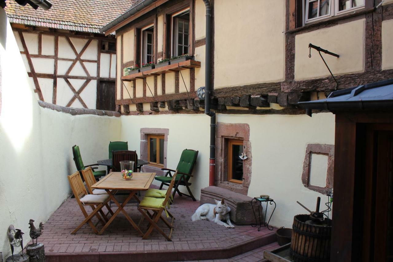 Les Gites Coeur De Vigne Riquewihr Esterno foto